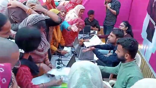 राहत का सर्वर डाउन, नेट धीमा, लंबी कतार, आमजन हैरान-परेशान, समाधान का इंतजार