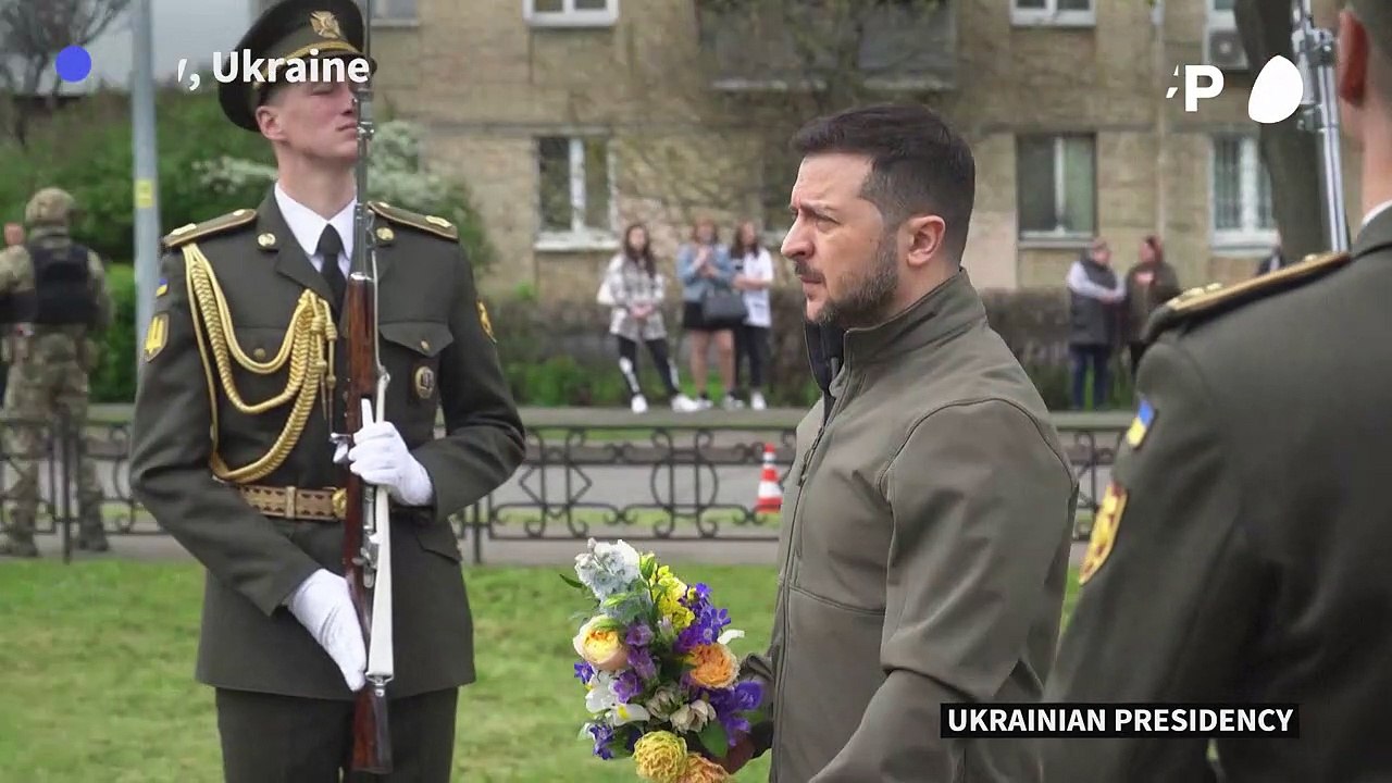 Volodymyr Zelensky pays tribute to the victims of the Chernobyl disaster