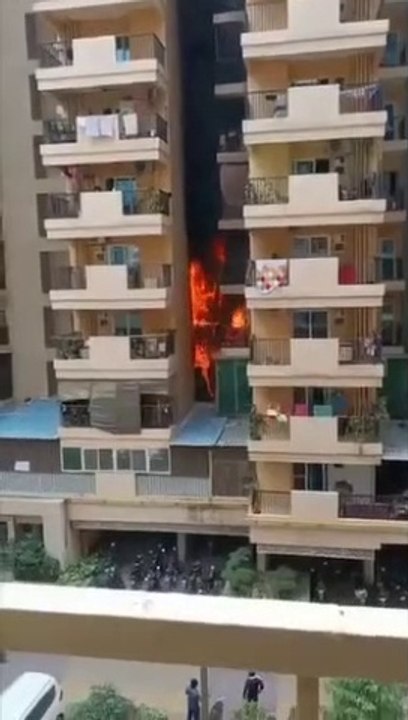 Breaking News: Massive Fire Engulfs Gaur City Residential Society in Greater Noida - Exclusive Footage