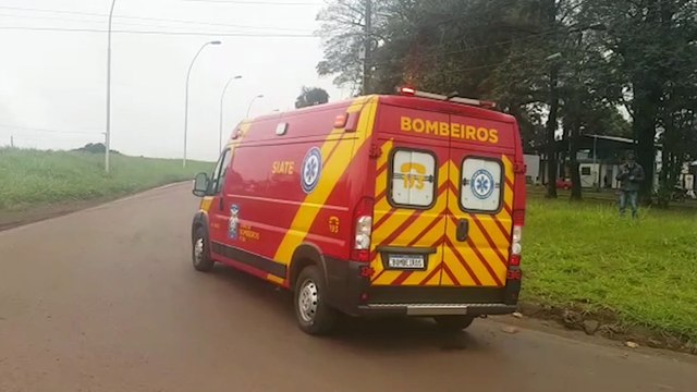 Motociclista fica ferido em acidente na saída do Trevo da Ceasa