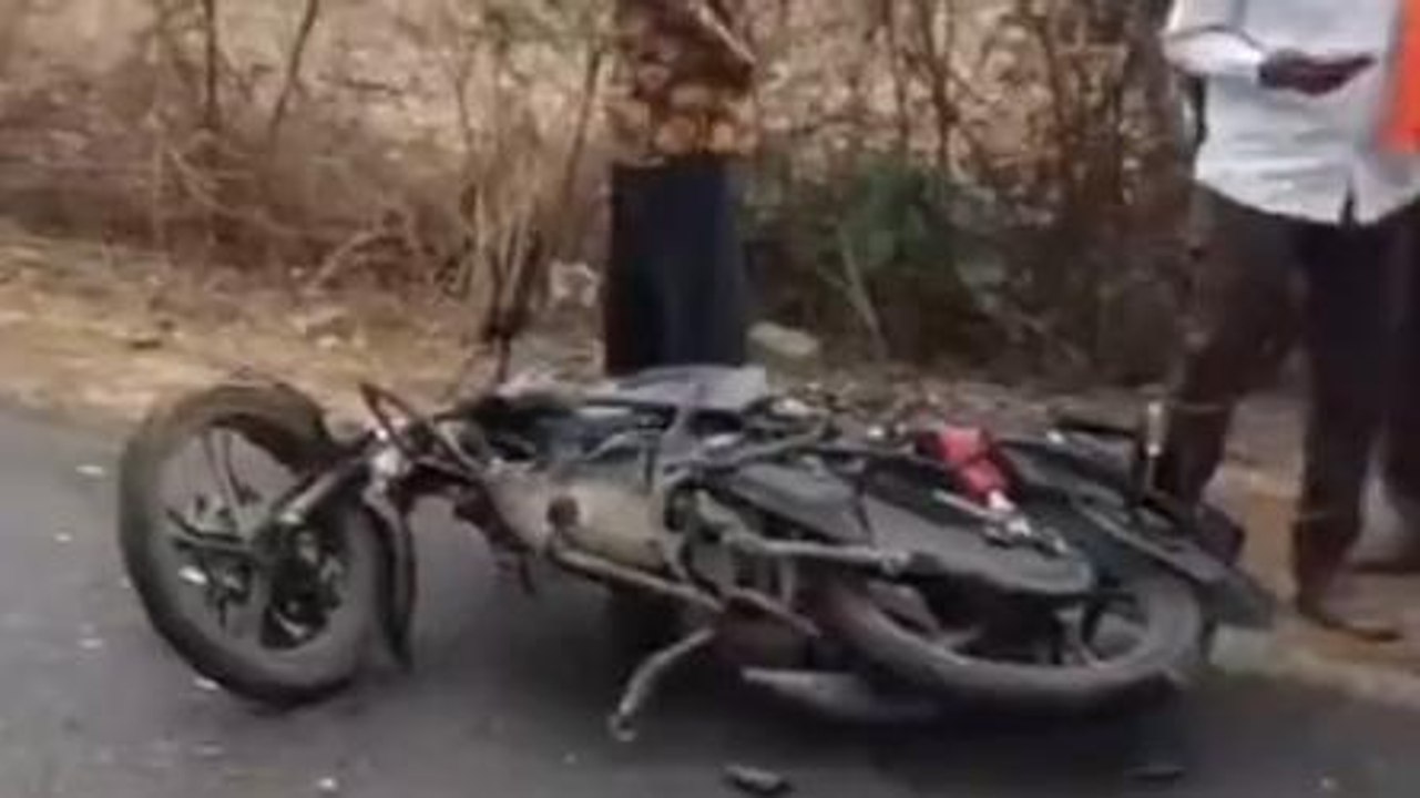 भीषण हादसाः तेज रफ्तार के कहर से बुझ गए तीन घरों के चिराग,देखें Video