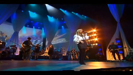 HELENE FISCHER — Alice Im Wunderland – (Live) | von HELENE FISCHER: Farbenspiel: Live Aus Dem Deutschen Theater – München ~ (2013)