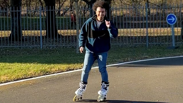 Inspiré par son manga préféré, Mohamed, 25 ans, crée les premiers rollers électriques au monde