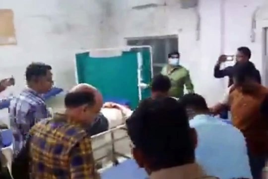 Video: इटावा में मुठभेड़ के बाद 30 हजार का इनामी गिरफ्तार, आधा दर्जन से ज्यादा मामले हैं दर्ज