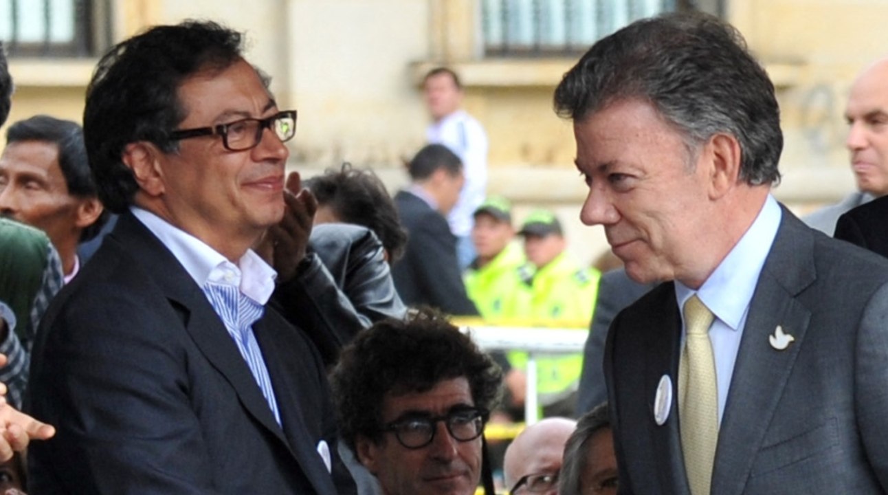 Santos le respondió al presidente Petro “No hay que patear el tablero y destruir todo”