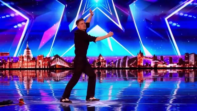 undefined HILARIOUS Matt Edwards WINS Ant & Dec's GOLDEN BUZZER! - Britain's Got Talent 2023