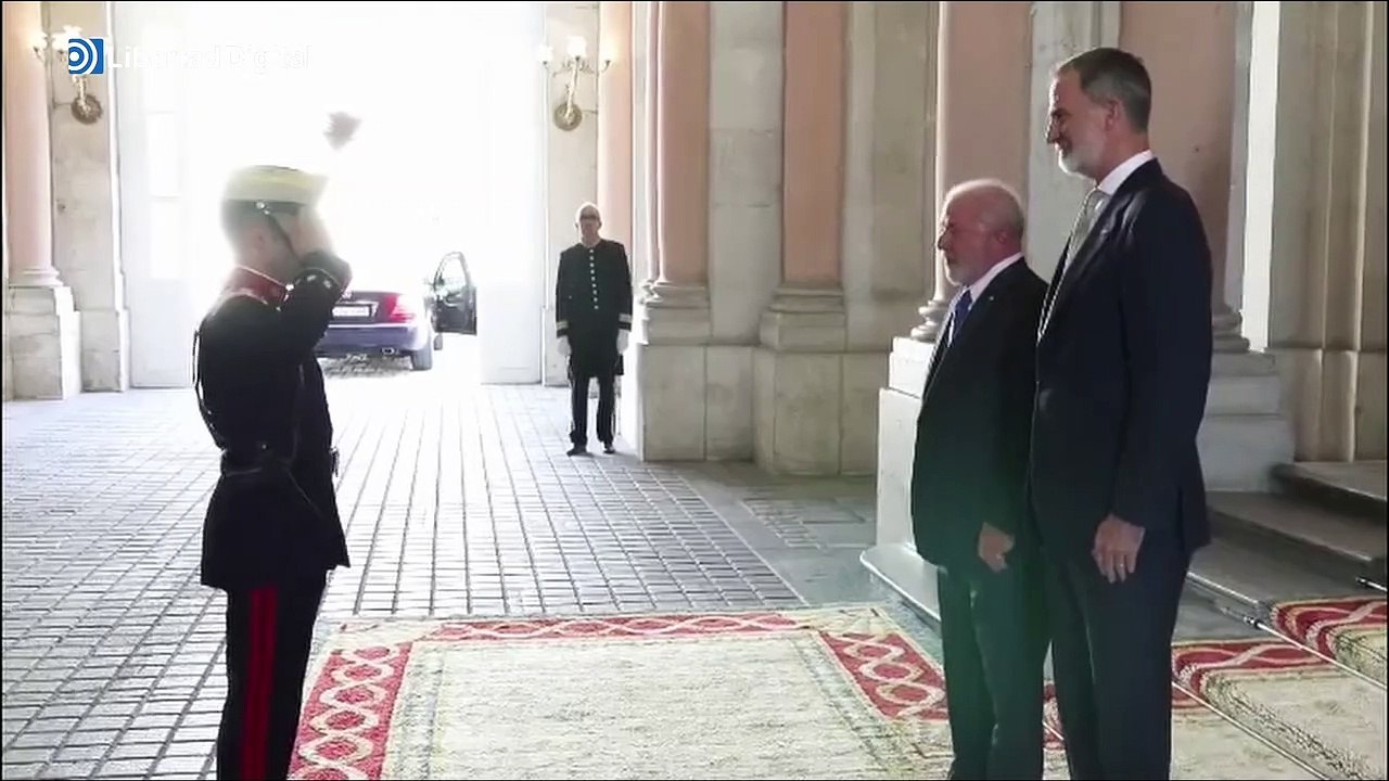 Felipe VI recibe de forma muy cordial a Lula da Silva en el Palacio Real