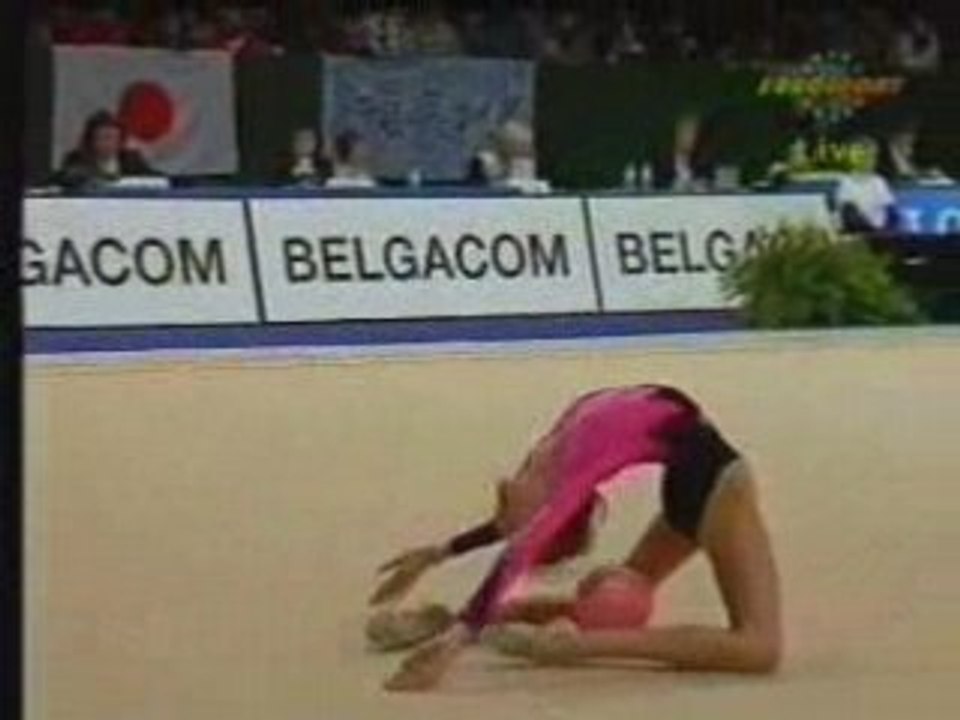 Eva Serrano ballon  Ch Monde 1992