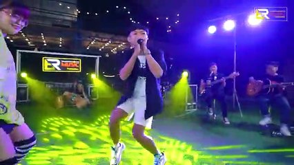 Esa Risty feat rischo _ raiso dadi siji _ music Indonesia