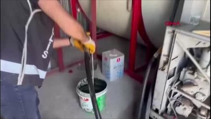 İZMİR'DE 44 TON KARIŞIMLI AKARYAKIT ELE GEÇİRİLDİ