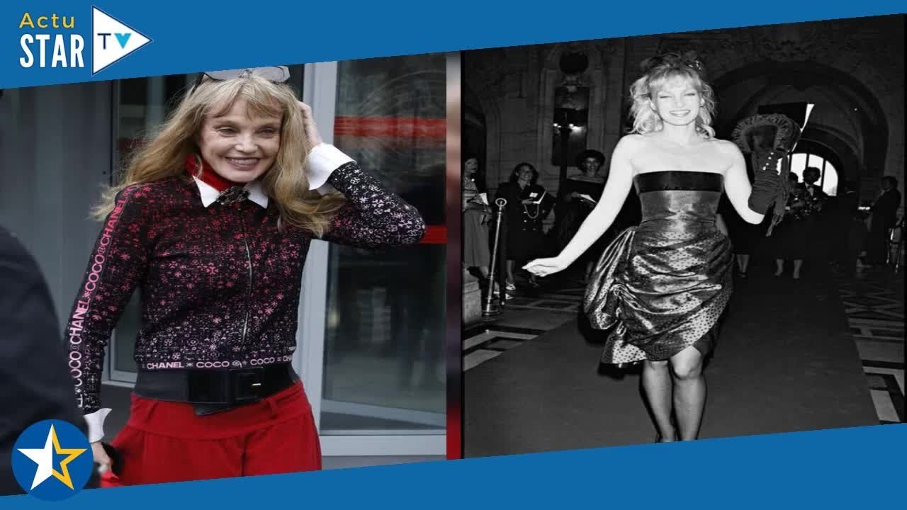 Arielle Dombasle a 70 ans : son impressionnante évolution physique en images