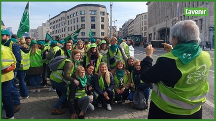 Manifestation des enseignants : entre 3.000 et 5.000 manifestants défilent à l'appel des syndicats socialistes et libéraux
