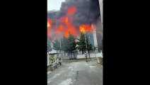 Küçükçekmece'de Akit Gazetesi’nin de bulunduğu binada yangın