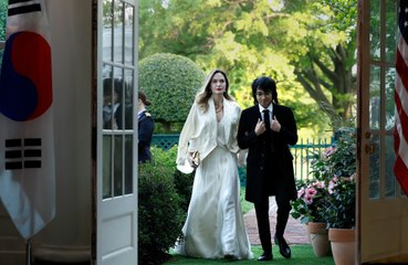 Angelina Jolie attends state dinner at White House with eldest son