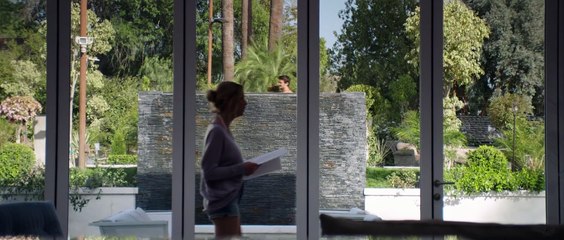 Propiedad Privada (2022) 🎬 - Tráiler en Español