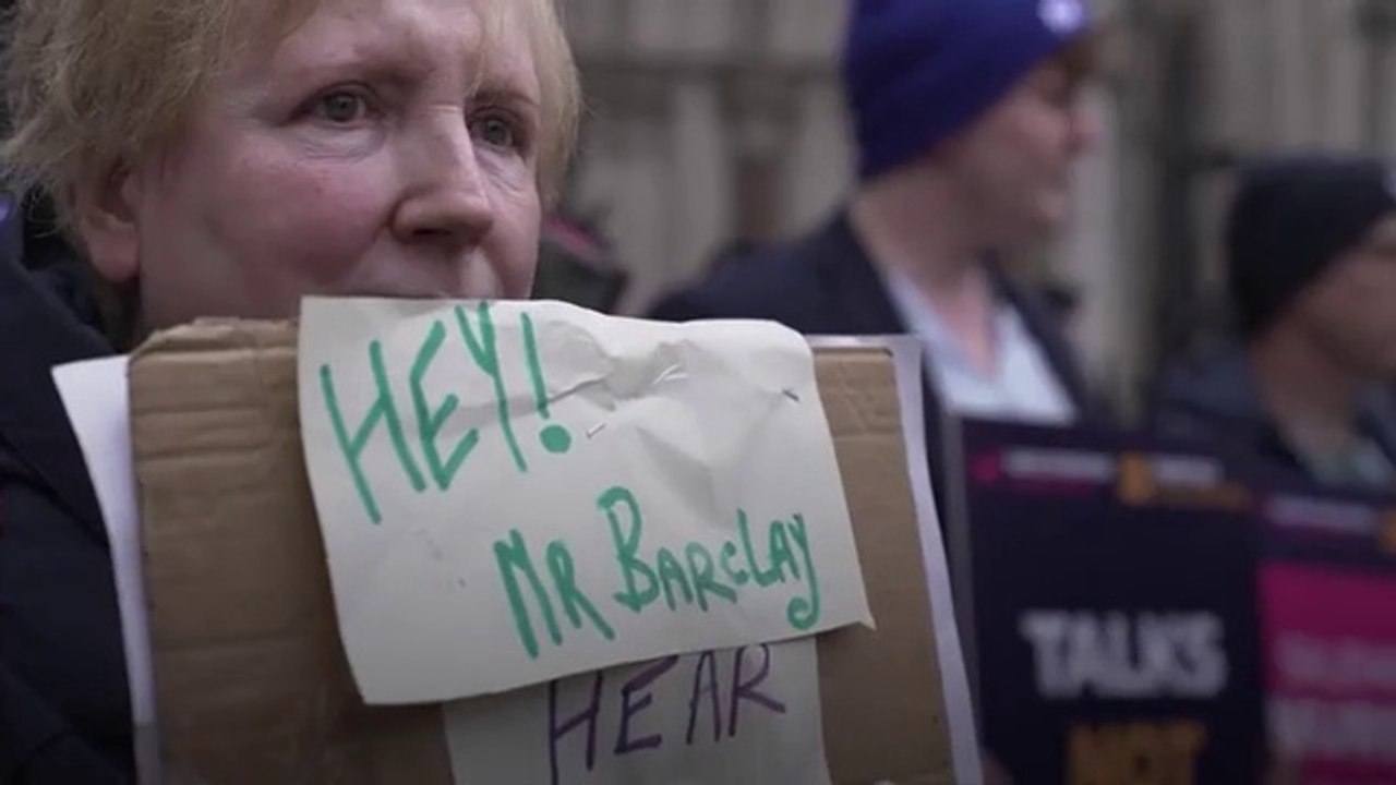 Nurses strike: High Court rules second day of walkout is unlawful