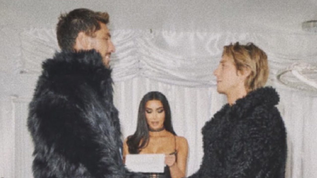 Wie bitte? Kim Kardashian übernahm DIESE wichtige Aufgabe bei Lukas Gages und Chris' Hochz