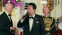 شاهد: رئيس كوريا الجنوبية يظهر موهبته الغنائية في البيت الأبيض
