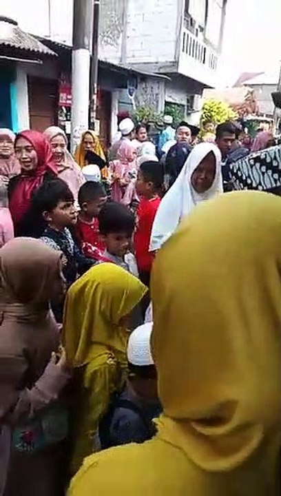 Bagi bagi THR