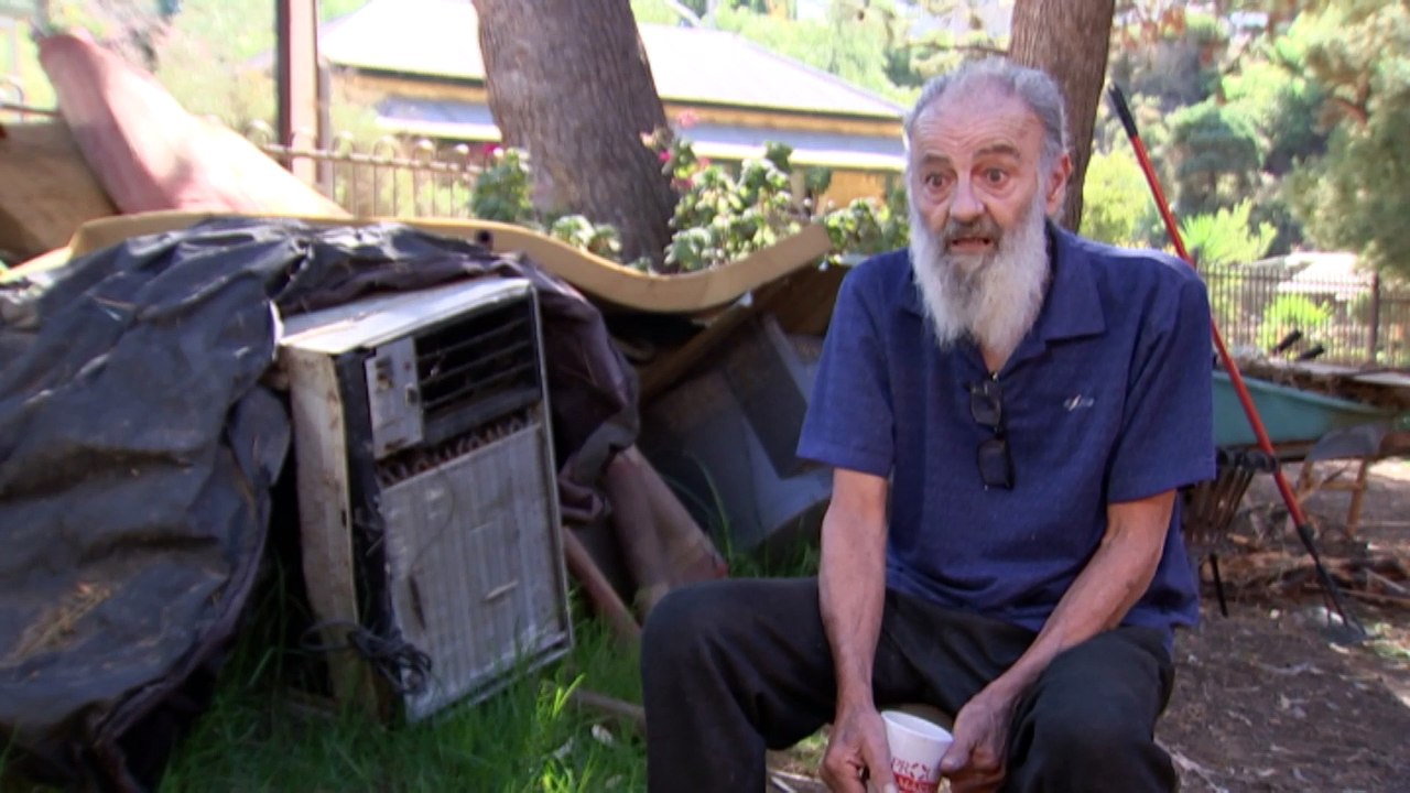 Pressure still on River Murray residents as flood victims offered funding grant