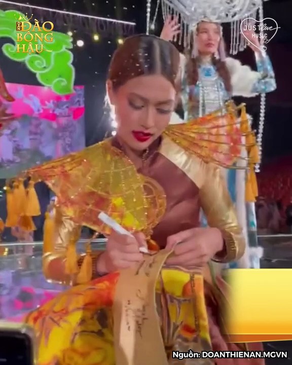 Xa vòng tay mẹ đã lâu, Thiên Ân được 'bà trùm Hoa hậu' bù đắp: Sinh nhật thật đặc biệt | Điện Ảnh Net