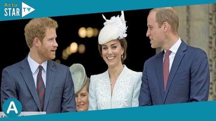 Le prince Harry complice avec Kate et William : ces clichés qu'on aurait presque oubliés !