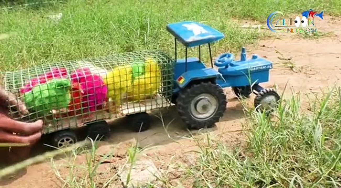 Miniature_Tractor_Trolley_Toy_Vs_Murgi_Hen_Chicks_-_Beautiful_Gallina_Pet_Chicks_in_field(360p)