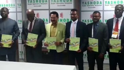 गाजियाबाद: मालदीव और घाना के स्वास्थ्य मंत्रियों ने किया जिले में अस्‍पताल का दौरा