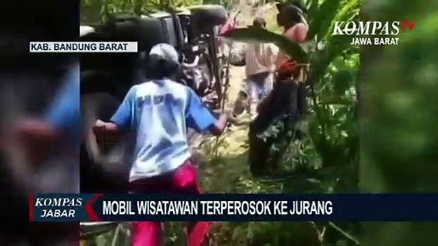 Lupa Rem Tangan, Mobil Terperosok Ke Jurang