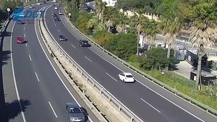 Investigan a una mujer por circular en sentido contrario