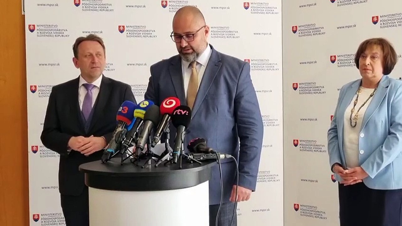 ZÁZNAM: Vlčan: Nový zákon pomôže zásobovaniu jedální potravinami od slovenských výrobcov