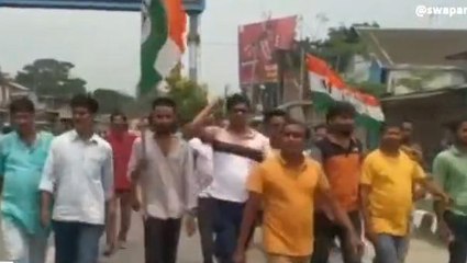 ফালাকাটা: বনধ ব্যর্থ করতে পাল্টা মিছিল তৃণমূলের..তাণ্ডব..রক্তগঙ্গা বইবে