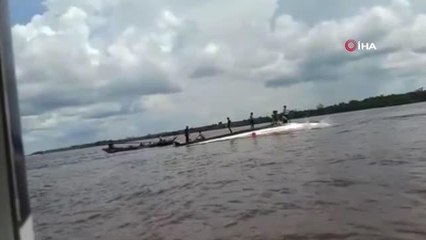 Endonezya'da tekne battı: 11 ölü, 9 kayıp