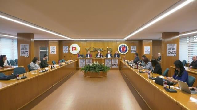 Ergün Atalay'dan Kamu Toplu Sözleşmeleri Açıklaması: Geçen Hafta Bakanın İfadesi 12 Bin Civarıydı. Şimdi Yüzde 40 Noktasındayız, Civarı Lafı Yok