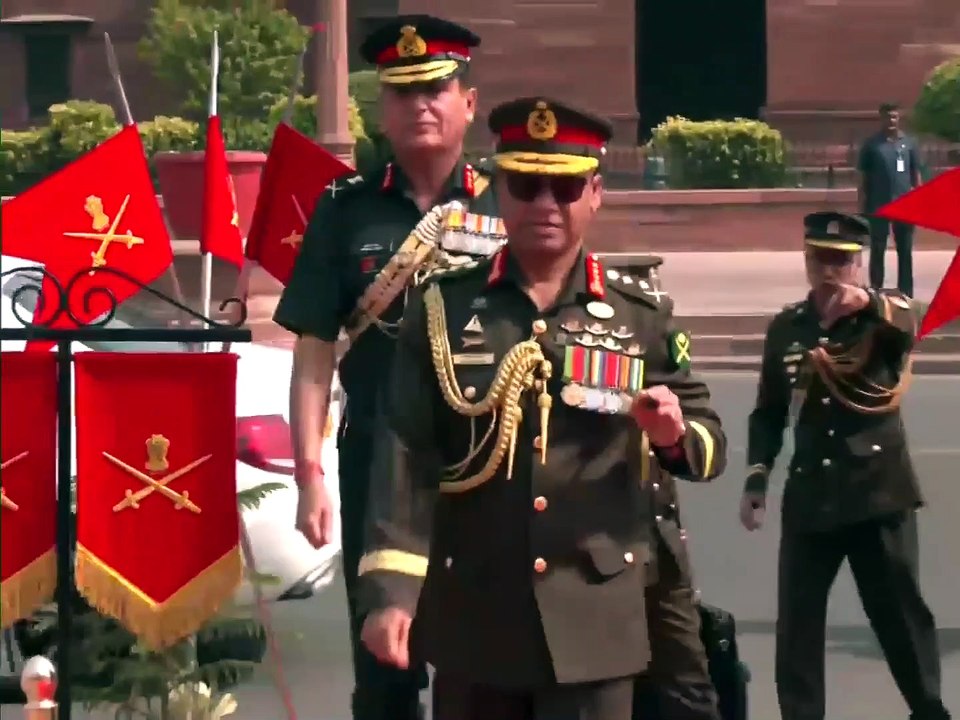 Bangladesh Army Chief Honoured with Guard of Honour in India