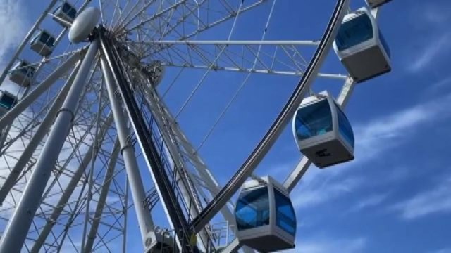 Helsinki, l'imperdibile sauna che gira sulla ruota panoramica