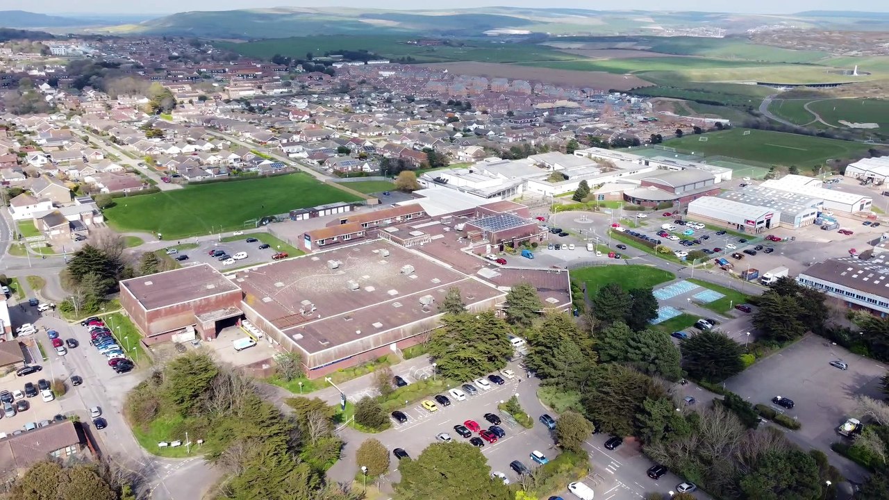Peacehaven Meridian Centre - video Dailymotion