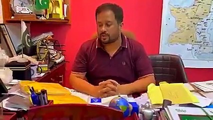 Awami Governor Mr Kamran Khan Tesori Ne Chips Bechne Wali Larkri Ko Big Surprise Diya