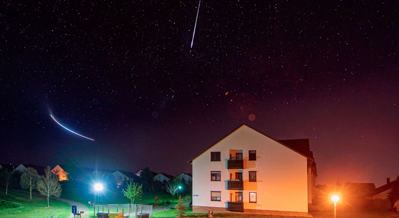 Schleswig-Holstein: Meteorit knallt in Dach eines Hauses