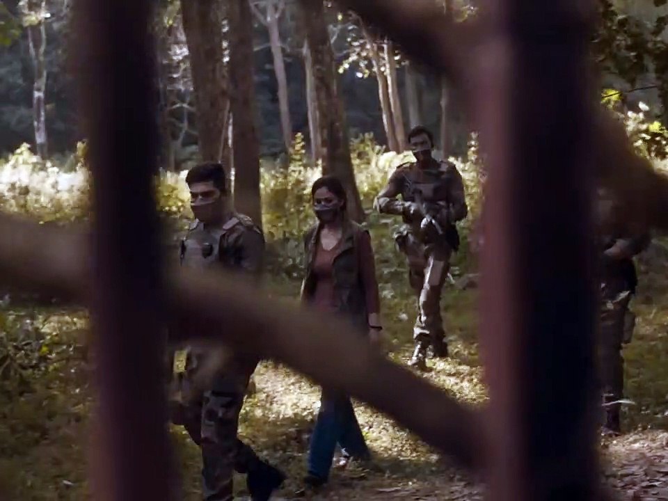 #Arya #Action #adventure #South #superhitMovie #bestscene