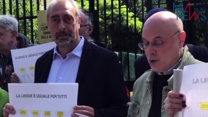 Giulio Regeni, sit-in davanti al consolato egiziano di Milano