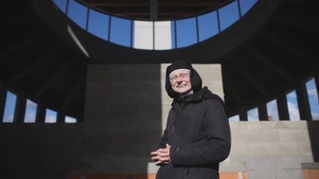 Nueve carmelitas se ponen manos a la obra para poder tener listo en 2023 su nuevo monasterio cerca de Praga (C)