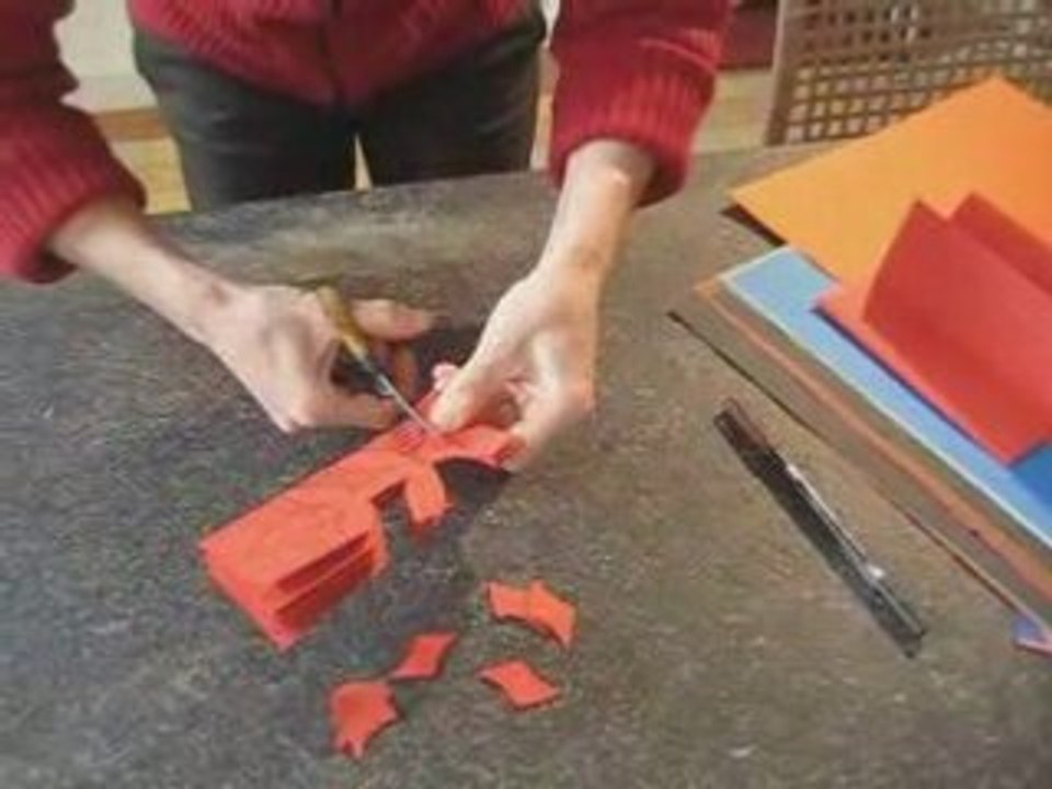 Réaliser une couronne avec des enfants