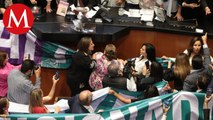 Analizan sesionar en sedes alternas del senado ante toma de tribuna