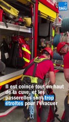 Les pompiers de Dordogne s'entraînent à évacuer une victime coincée à 20 mètres de haut
