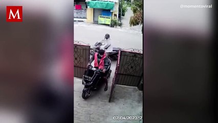 Delincuentes pierden su moto al intentar robar