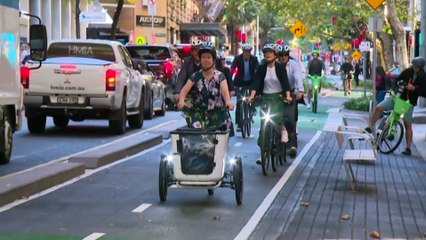 Princess Mary embarks on a cycling tour of Sydney's CBD