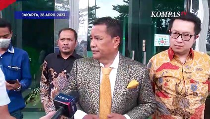 Hotman Paris Ogah Komentari Ucapan Teddy Minahasa Soal Perang Bintang di Polri
