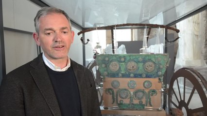 Il racconto del restauratore: "Un anno di lavoro per far splendere il carro"