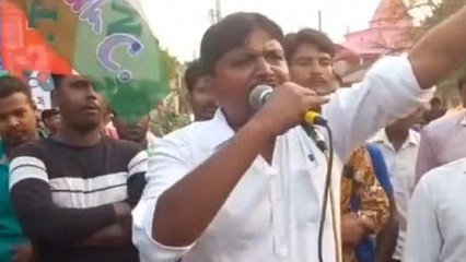 বীরভূমঃ বিস্ফোরক মন্তব্য।"অস্ত্র ধরবেন"তৃণমূল নেতা